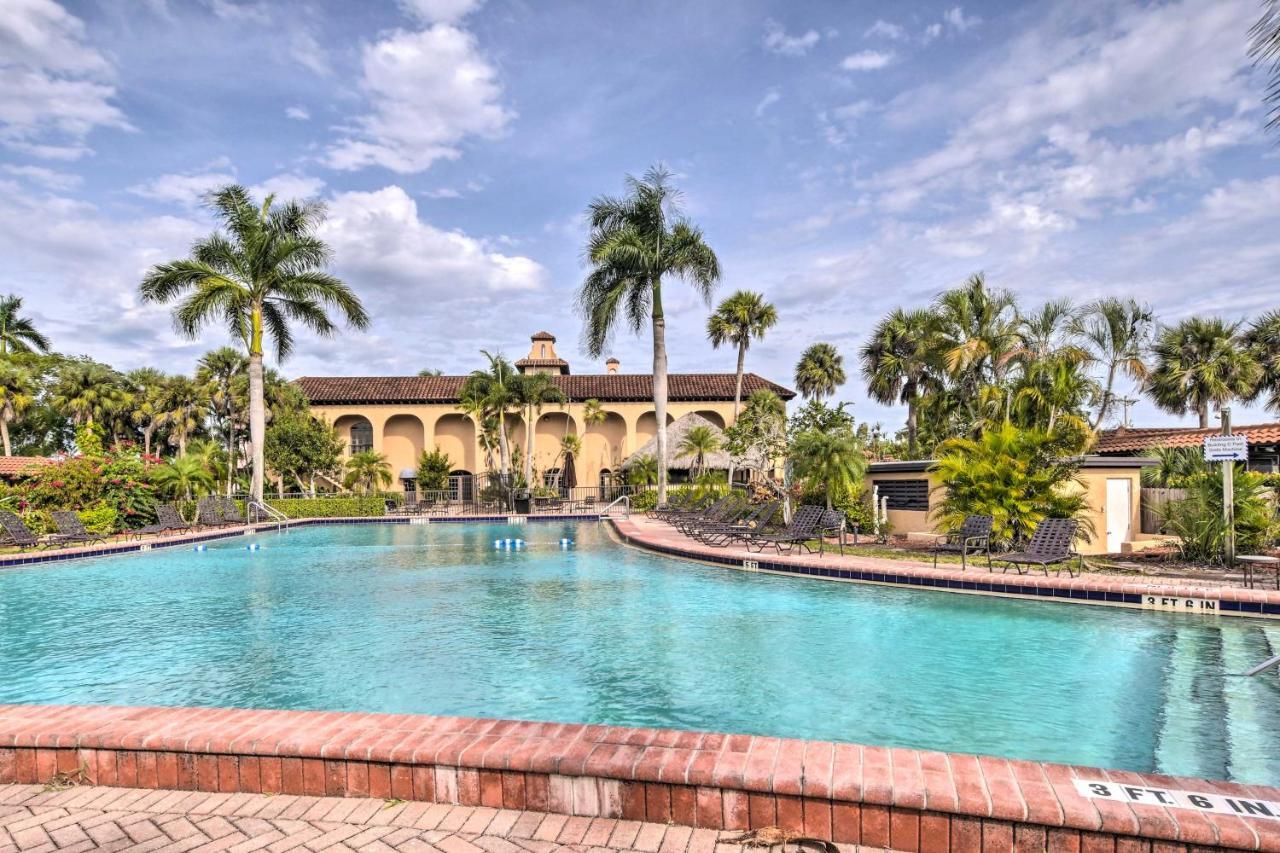 Sunny Naples Escape With Heated Community Pool! Apartment Exterior photo