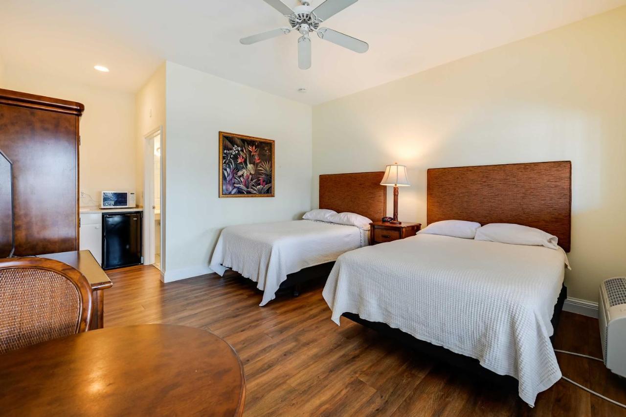 Sunny Naples Escape With Heated Community Pool! Apartment Exterior photo